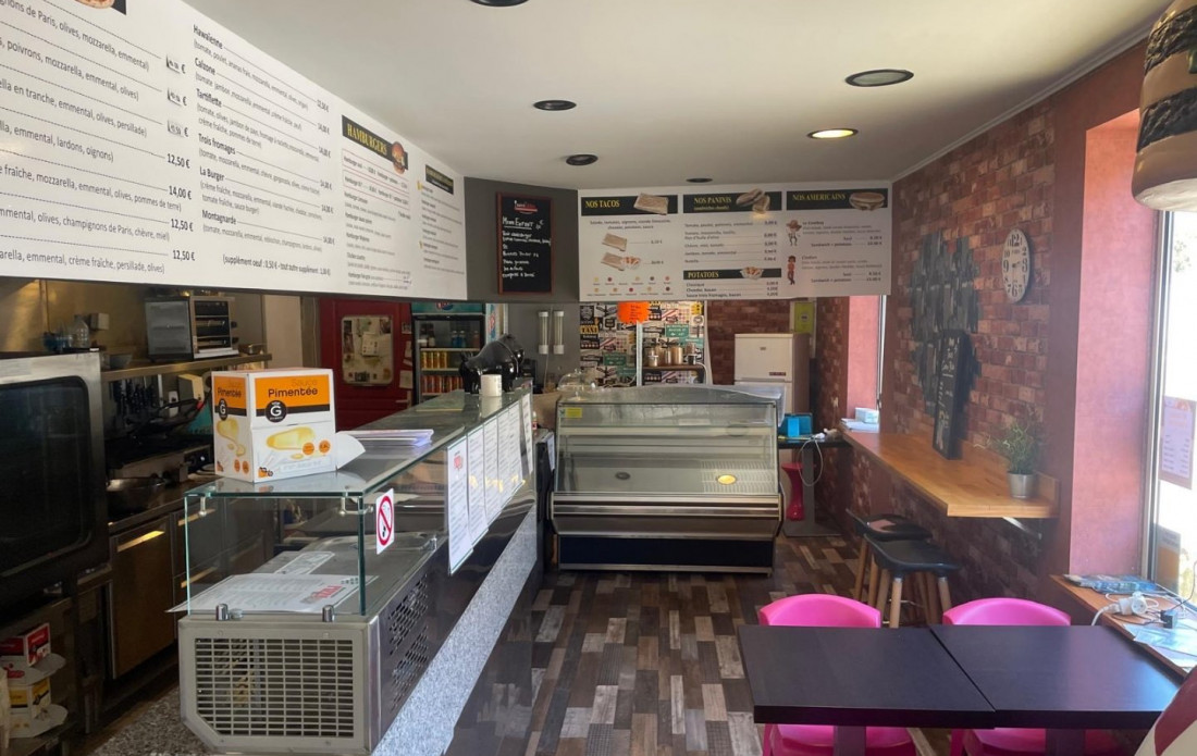 location Local commercial Saint Yrieix La Perche - Photo 2