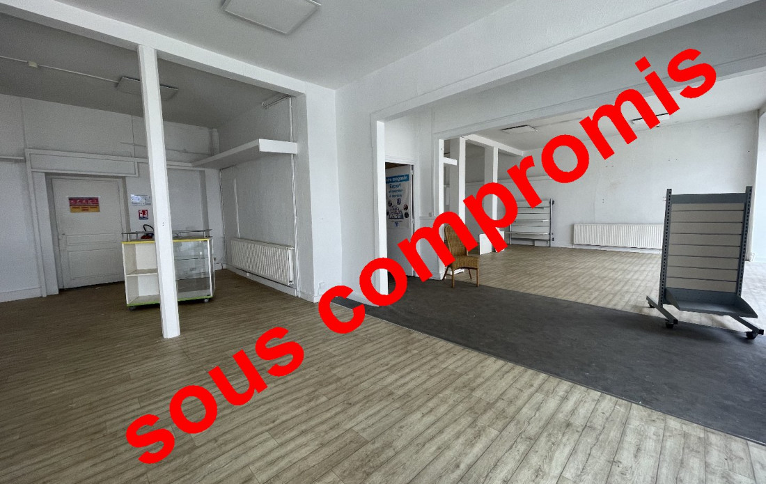 vente Immeuble à rénover Saint Yrieix La Perche - Photo 1