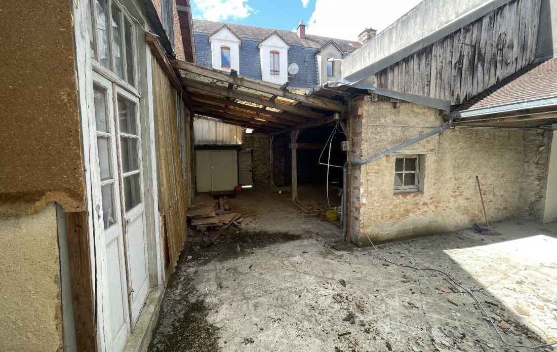 vente Immeuble à rénover Saint Yrieix La Perche - Photo 10