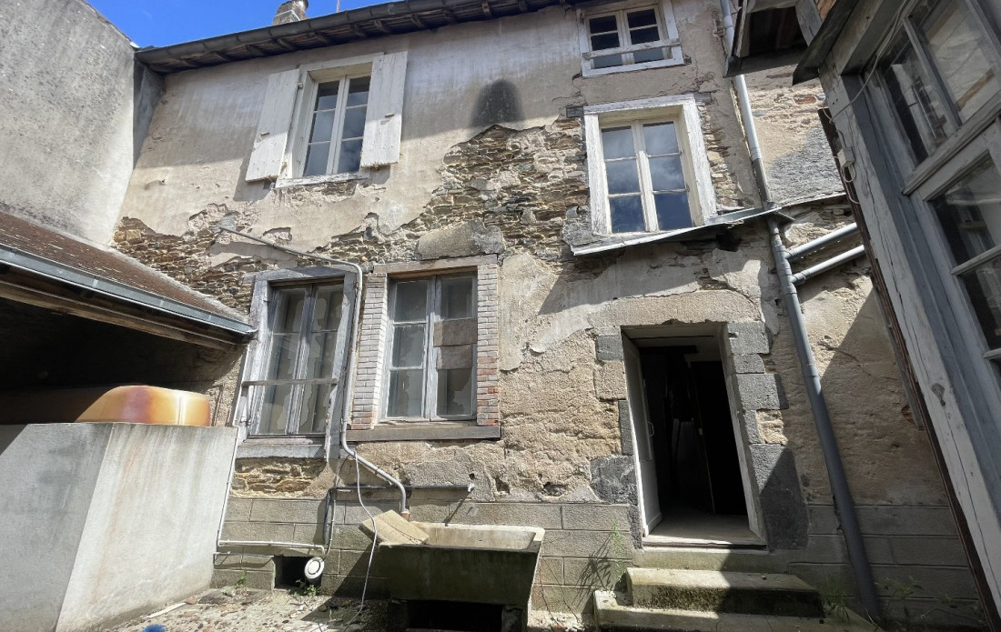 vente Immeuble à rénover Saint Yrieix La Perche - Photo 3