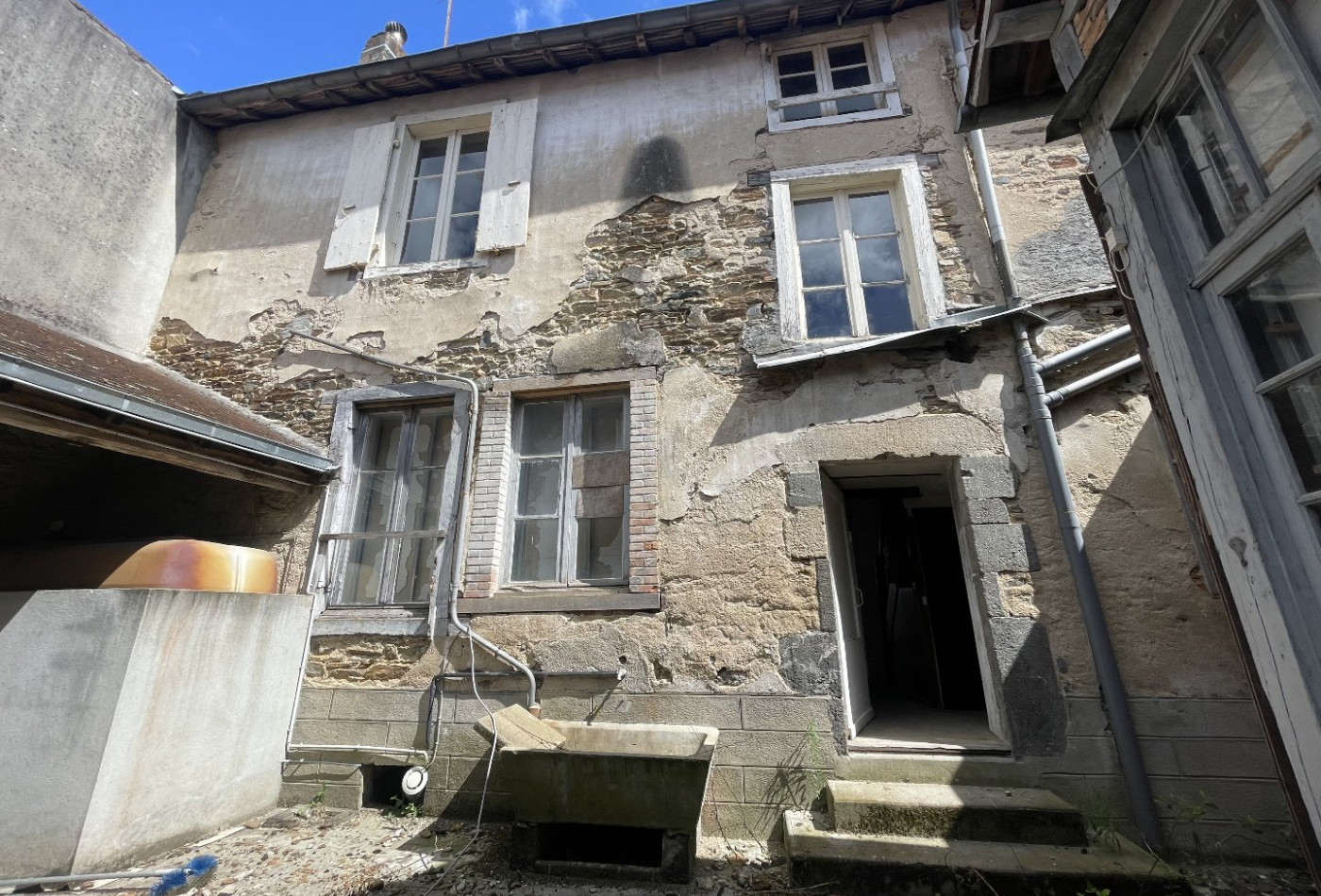 vente Immeuble à rénover Saint Yrieix La Perche - Photo 3