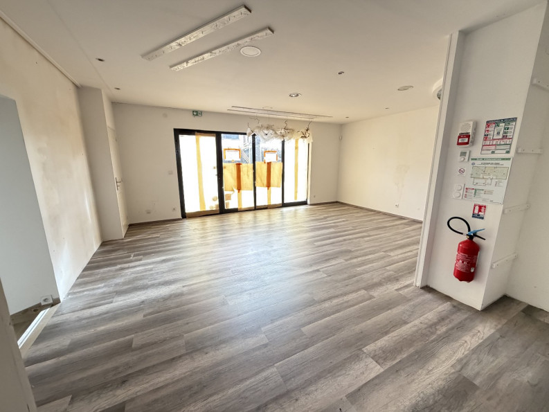 location Local commercial Bessoncourt - Photo 3