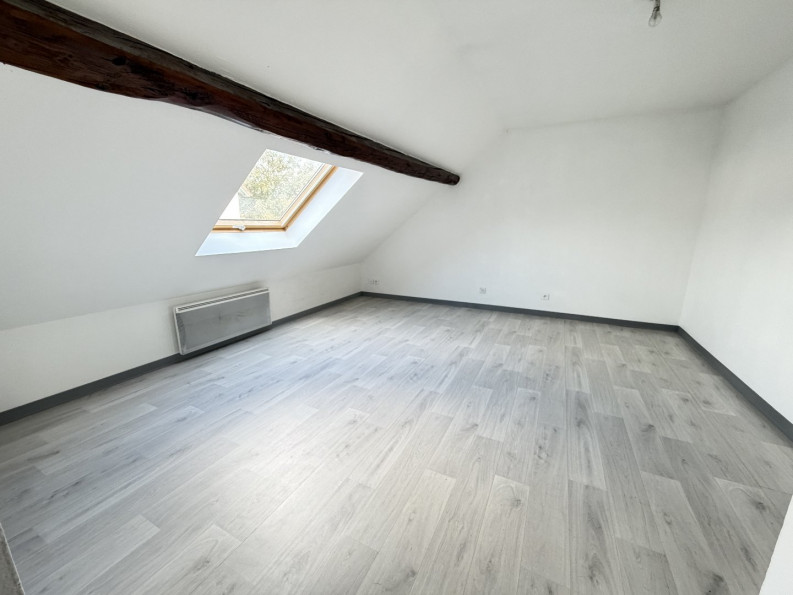 location Appartement Bourogne - Photo 1