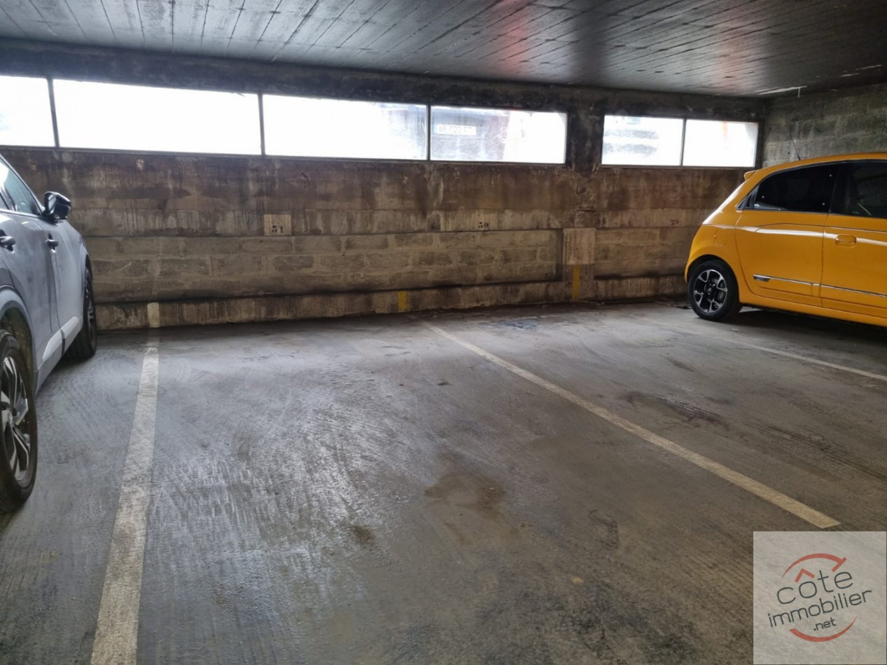 à louer Parking intérieur Cachan - Photo 2