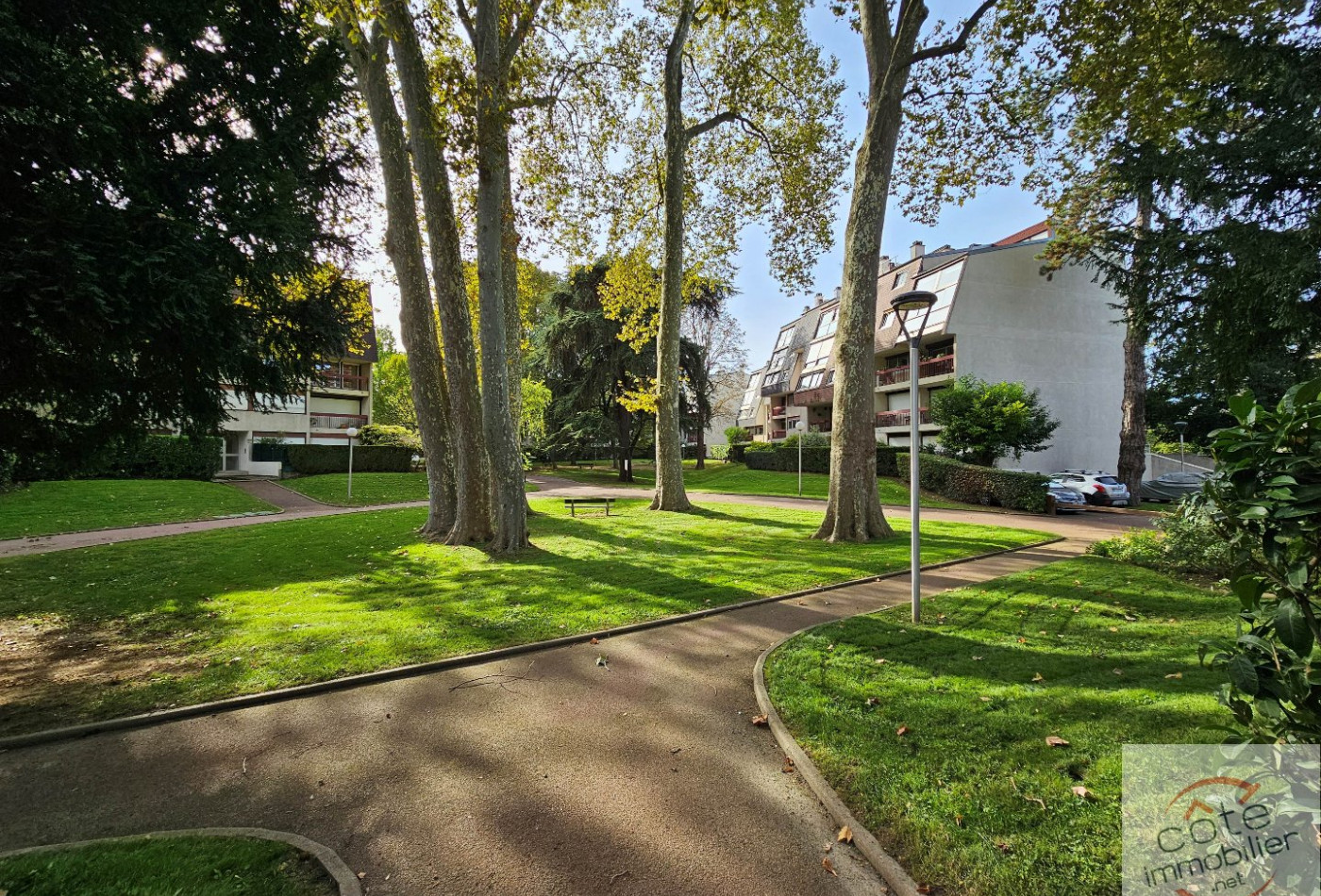 vente Studio Creteil - Photo 6