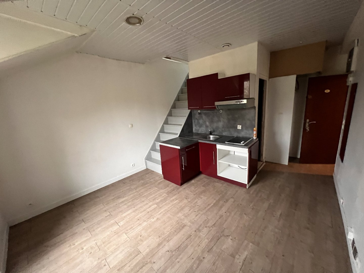 for rent Appartement Saint Cheron - Photo 1