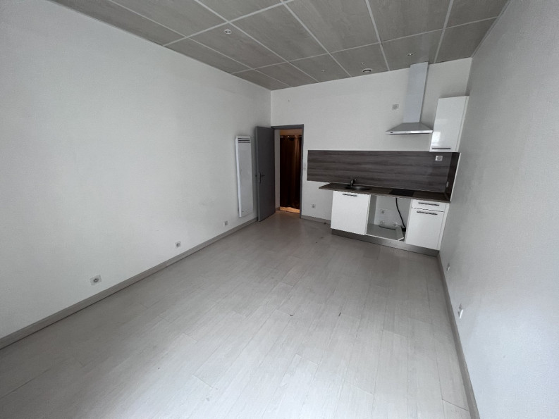location Appartement Toury - Photo 3