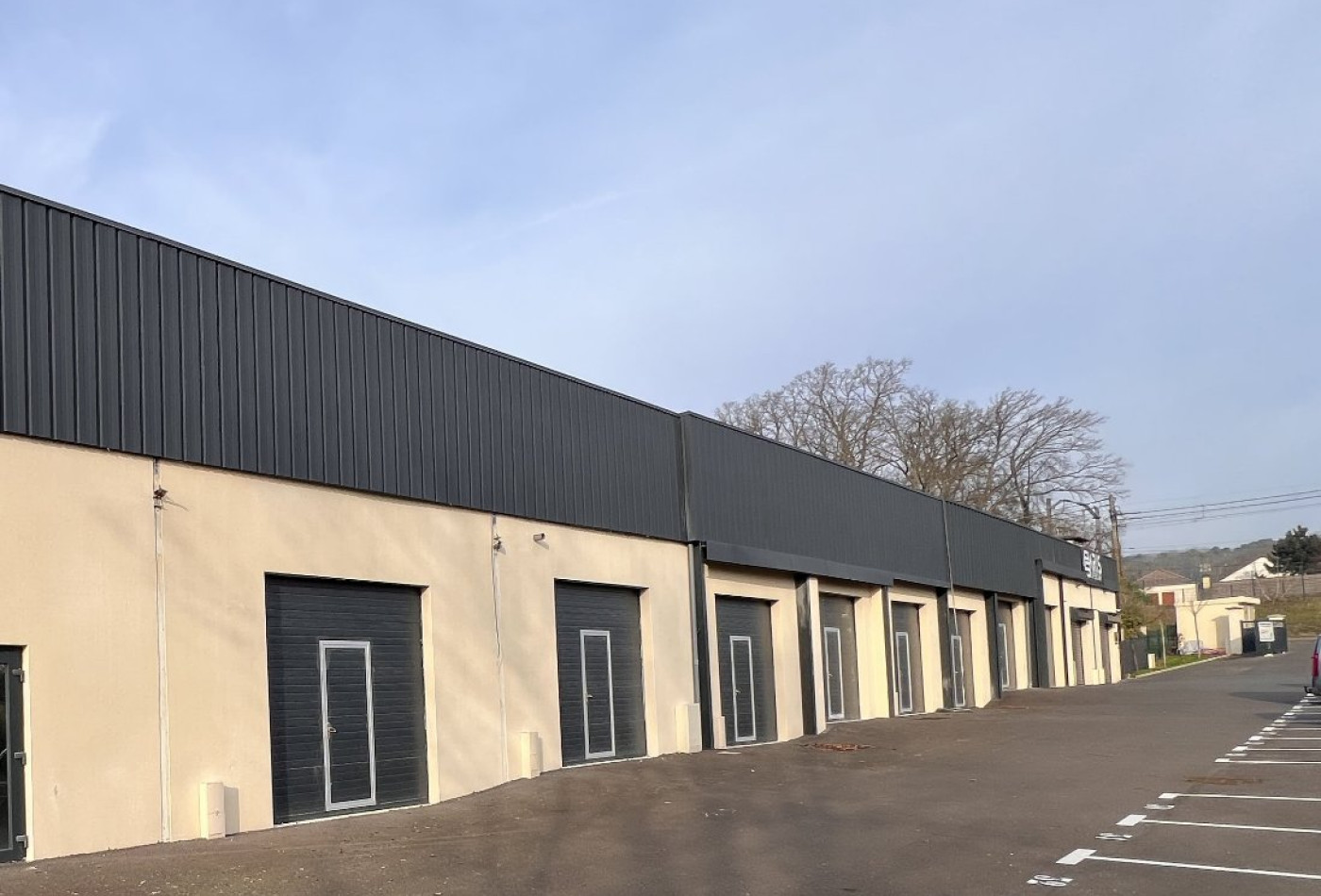 location Locaux d'activité Saint Cheron - Photo 1