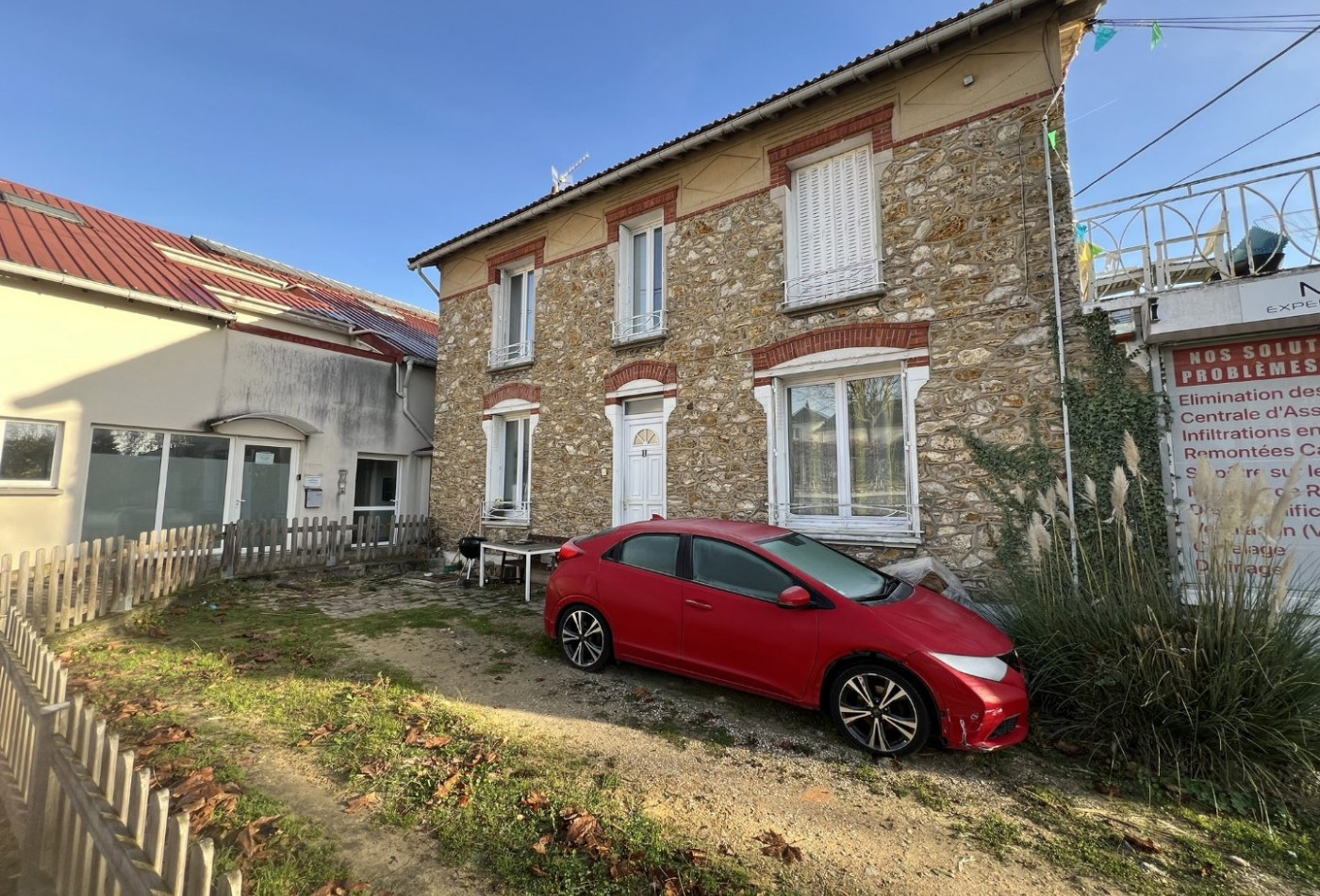 location Maison Saint Cheron - Photo 1