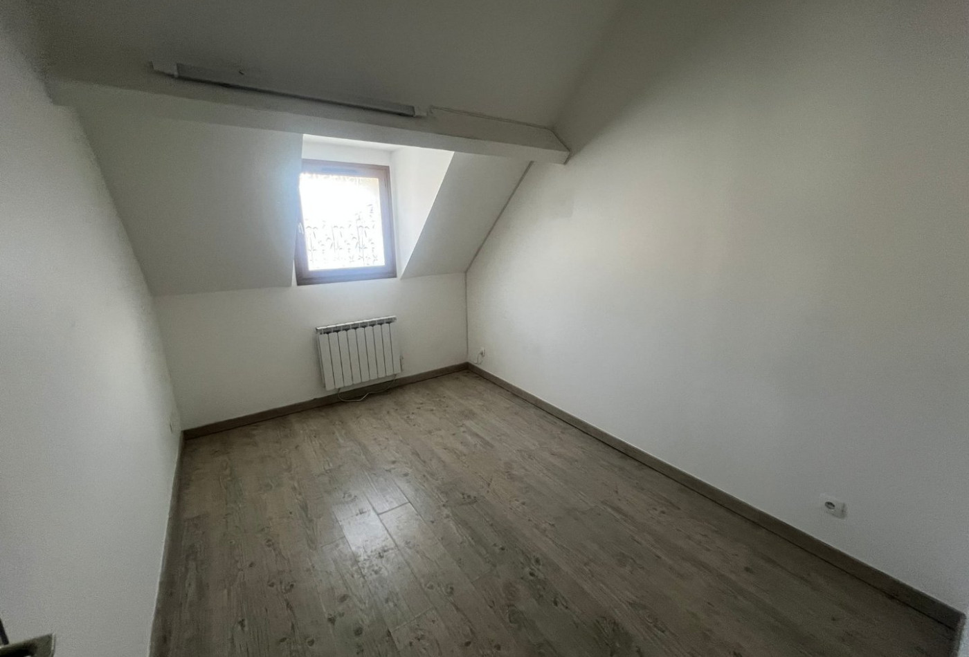location Maison Forges Les Bains - Photo 6