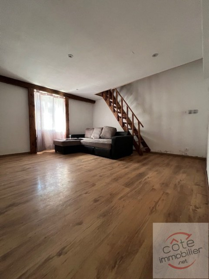 à vendre Maison Sainville - Photo 1