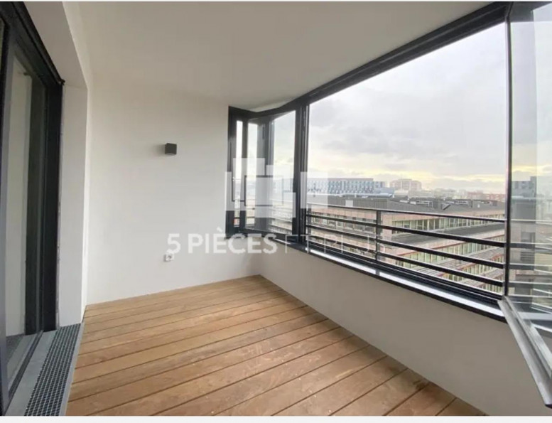 location Appartement en résidence Courbevoie - Photo 1