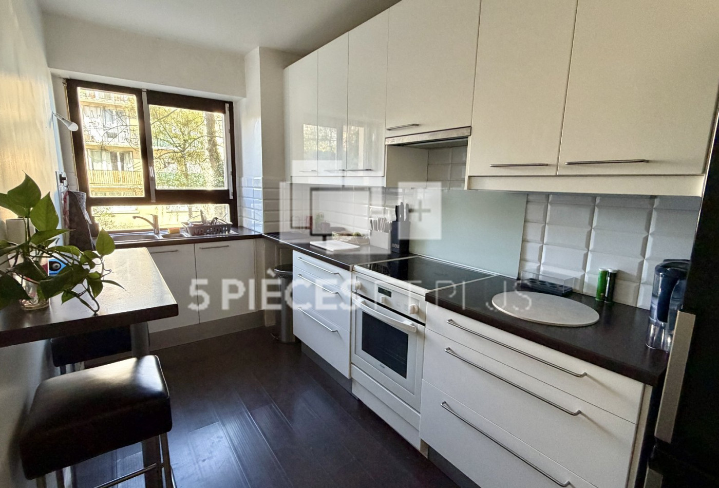 vente Appartement en résidence Suresnes - Photo 1