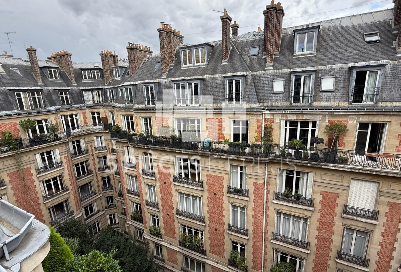 vente Duplex Paris 8eme Arrondissement - Photo 1