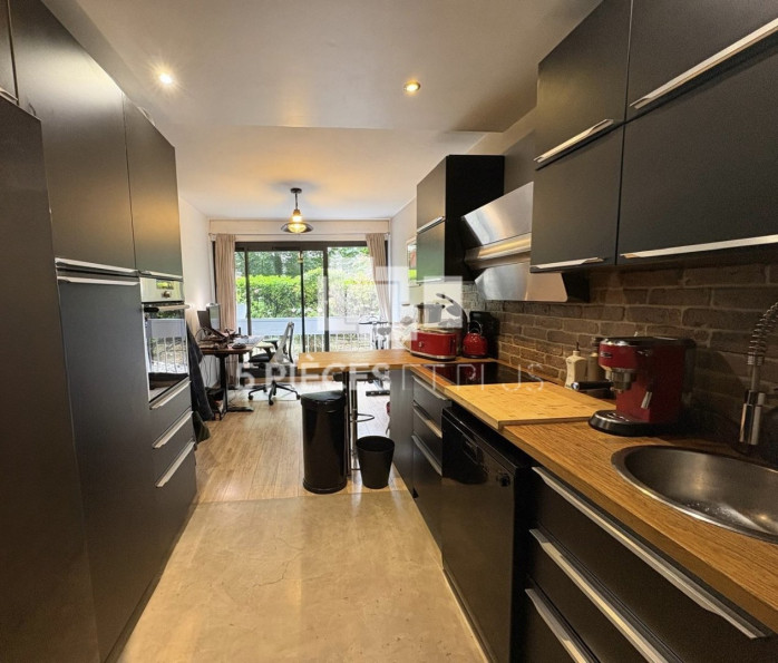 vente Appartement rénové Levallois Perret - Photo 1