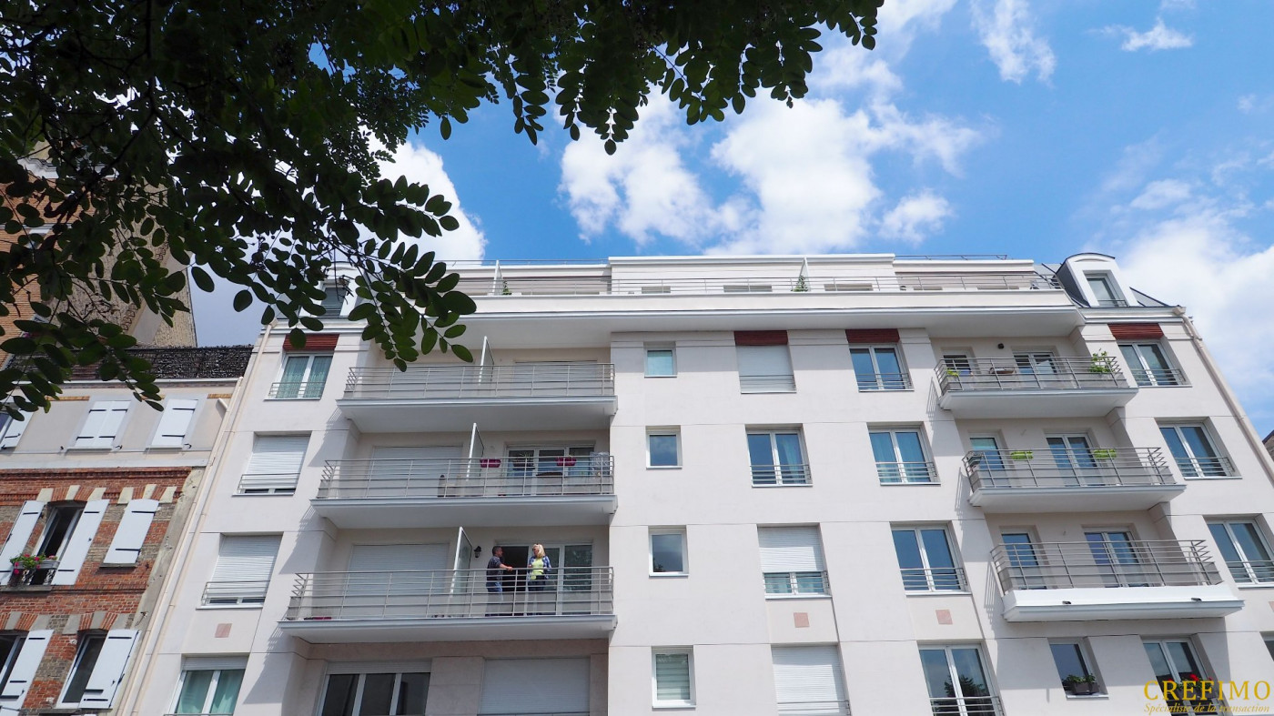 Vente appartement Asnieres sur seine, 50m² 2 pièces 340 000€ avec balcon Vente appartement Asnieres sur seine, 50m² 2 pièces 340 000€ avec balcon