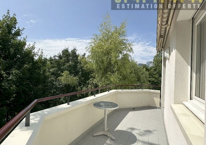 à vendre Appartement Courbevoie