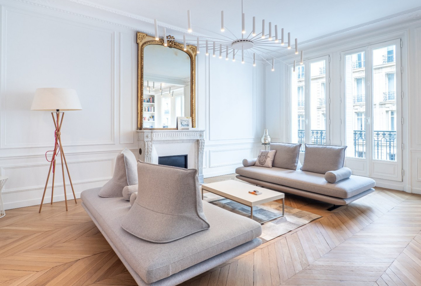location Appartement bourgeois Paris 17eme Arrondissement - Photo 1