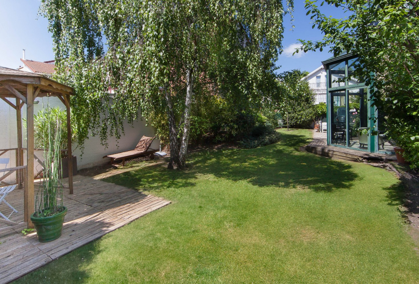 location Maison Asnieres Sur Seine - Photo 3