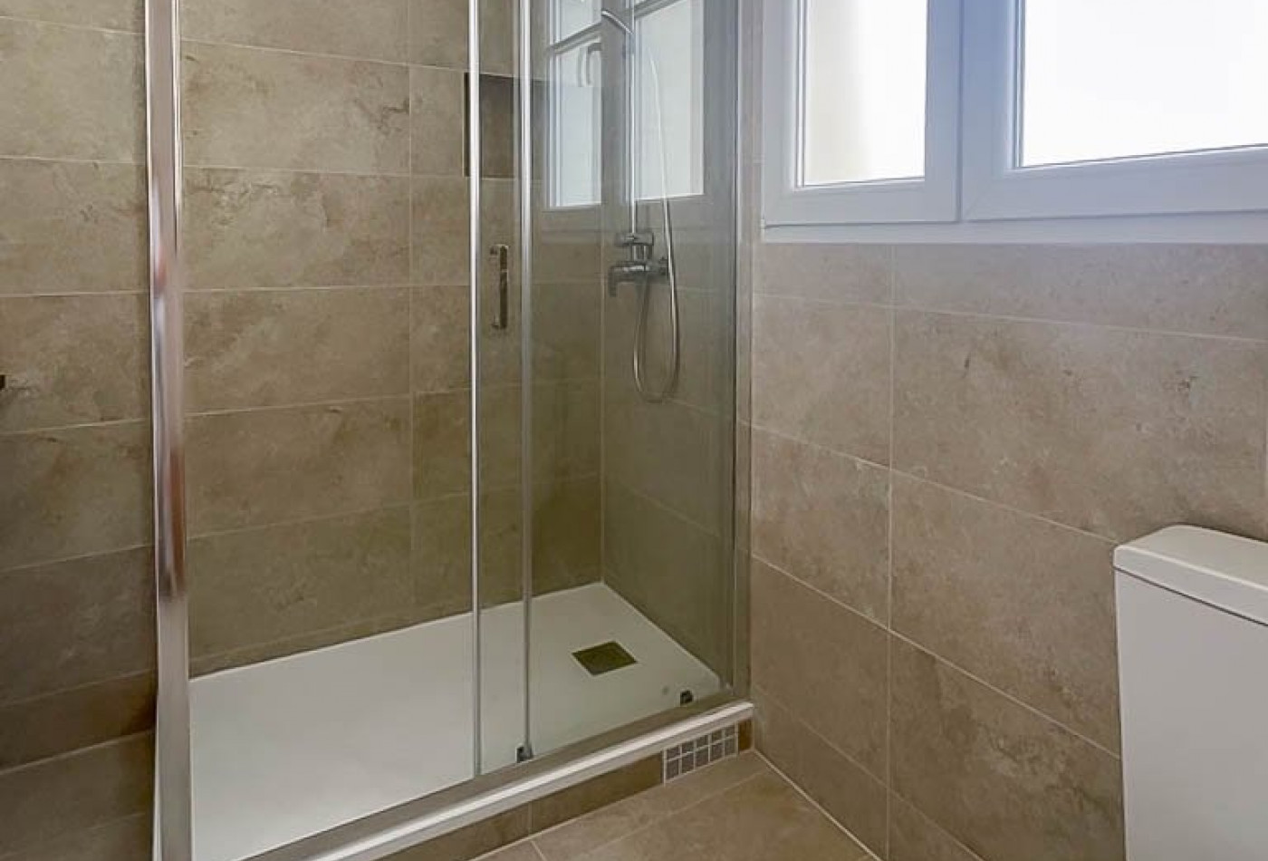 location Appartement Paris 11eme Arrondissement - Photo 10