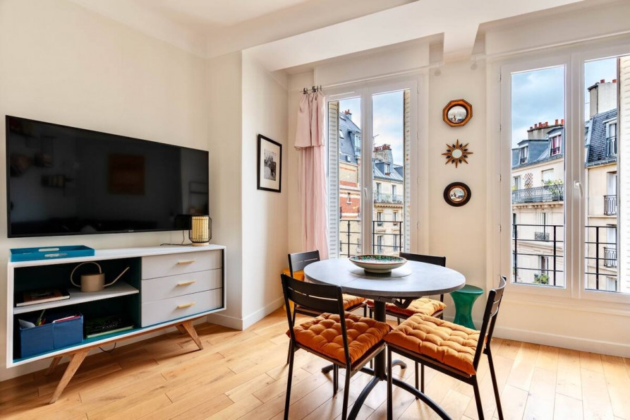 location Appartement Paris 18eme Arrondissement - Photo 2