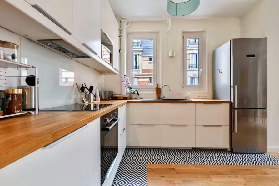 location Appartement Paris 18eme Arrondissement - Photo 8