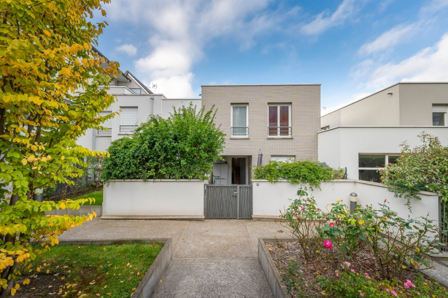 location Maison Nanterre - Photo 1