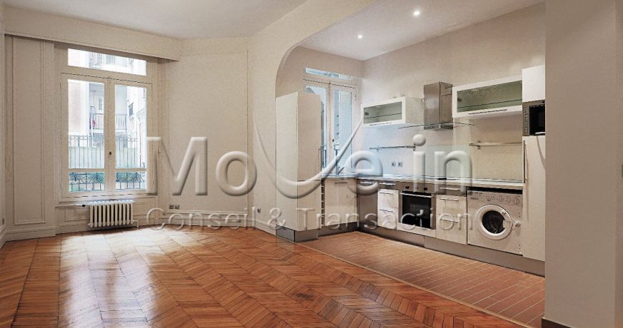 vente Appartement rénové Paris 7eme Arrondissement