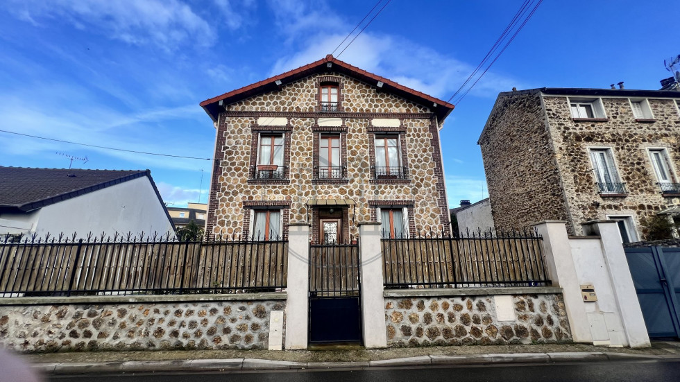 vente Maison en pierre Bondy - Photo 1