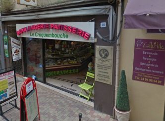location Local commercial Frejus