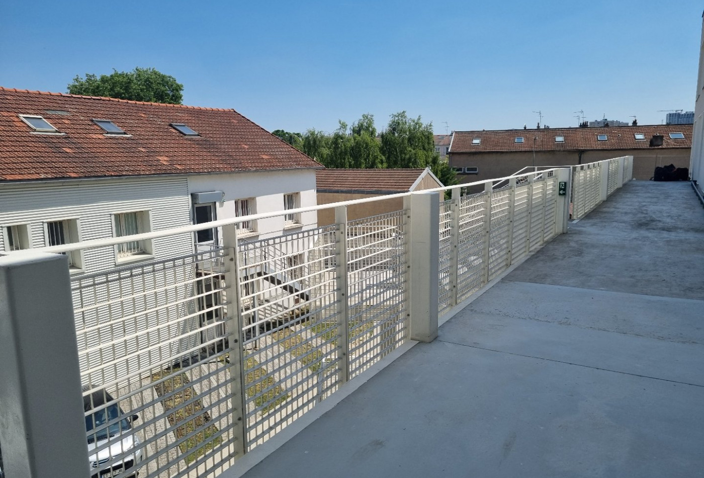 location Ateliers et bureaux Cachan - Photo 4