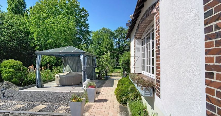 vente Demeure de ville et village Cherisy