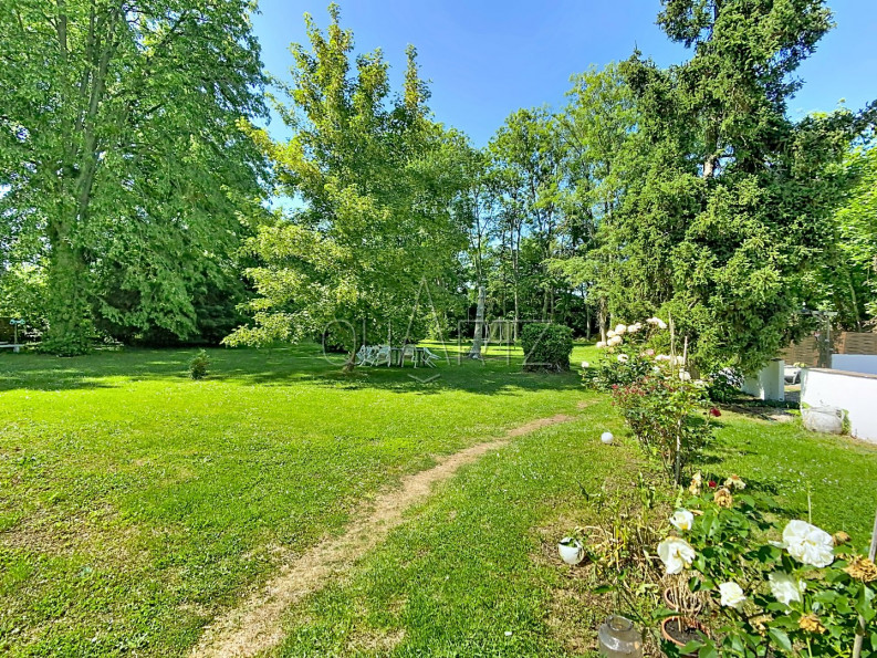 vente Demeure de ville et village Cherisy - Photo 6
