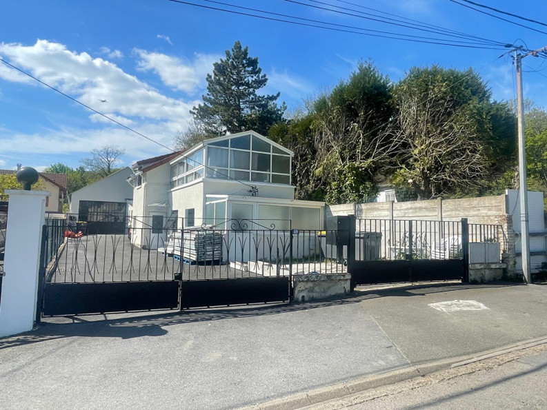 vente Immeuble Villiers Le Bel - Photo 1