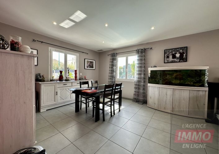 vente Maison contemporaine Villemoustaussou