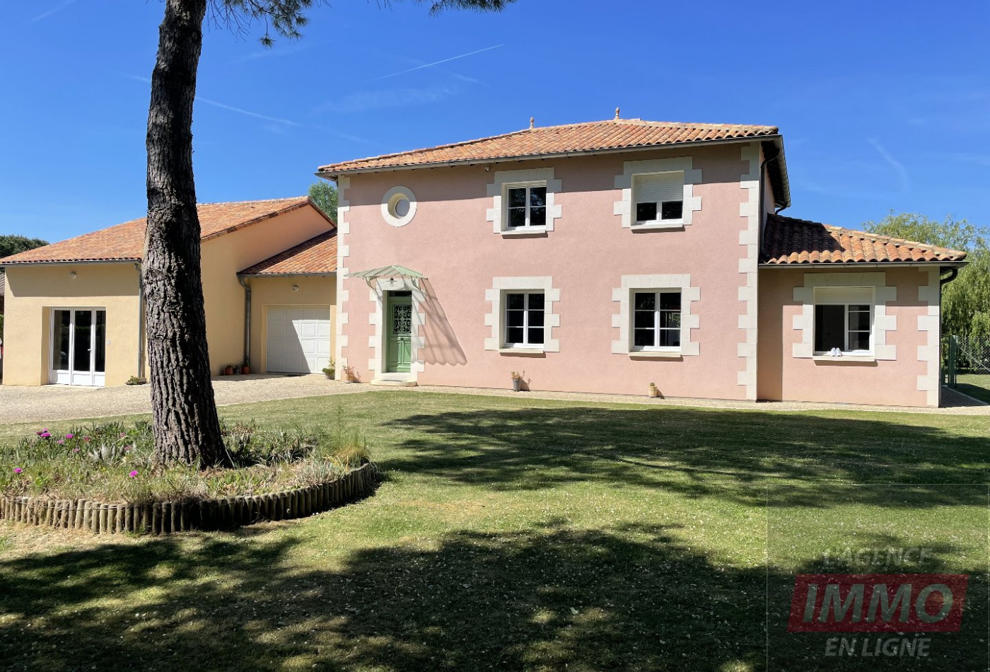 vente Maison contemporaine Nouaille Maupertuis - Photo 1