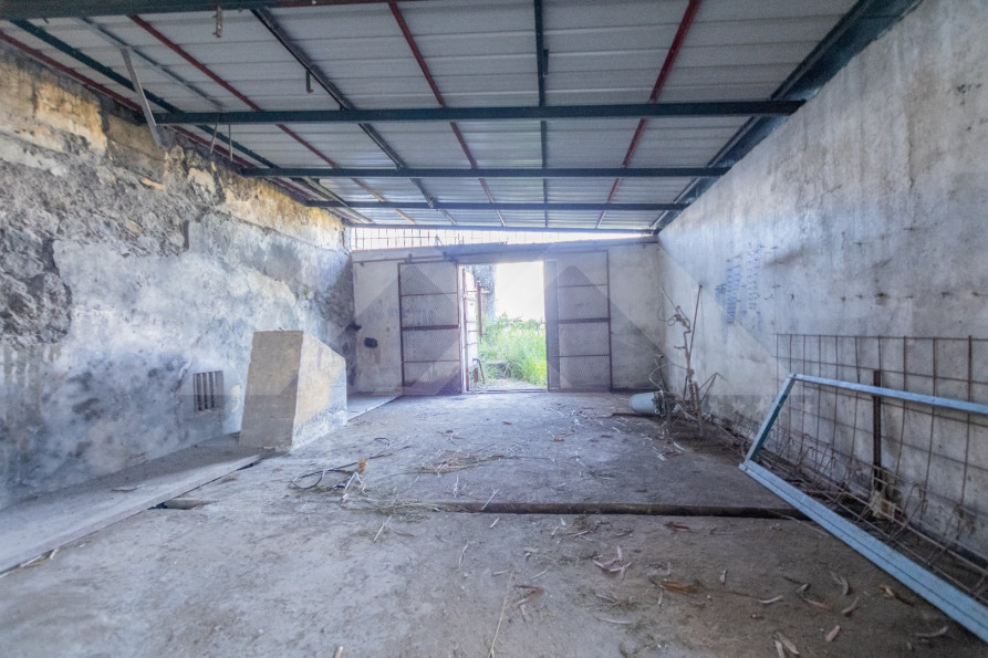 location Local commercial Saint Pierre - Photo 5