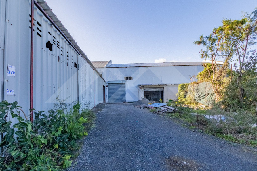 location Local commercial Saint Pierre - Photo 7