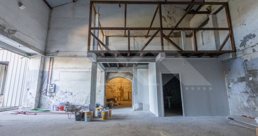 location Local commercial Saint Pierre