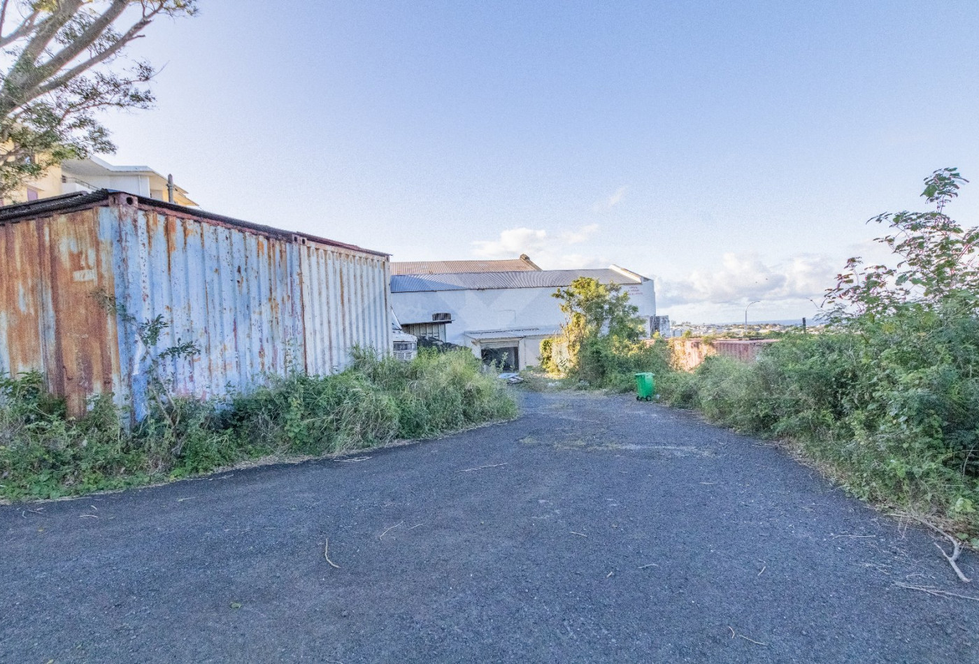 location Local commercial Saint Pierre - Photo 3