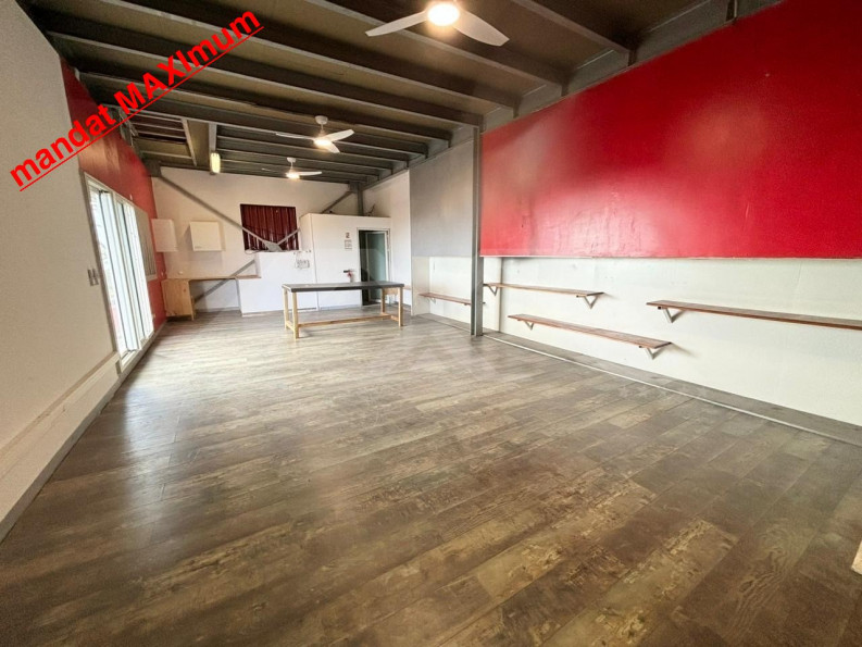 location Local commercial Le Tampon - Photo 3