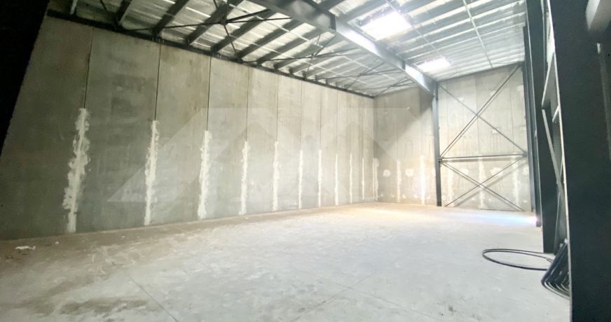 location Entrepot La Riviere