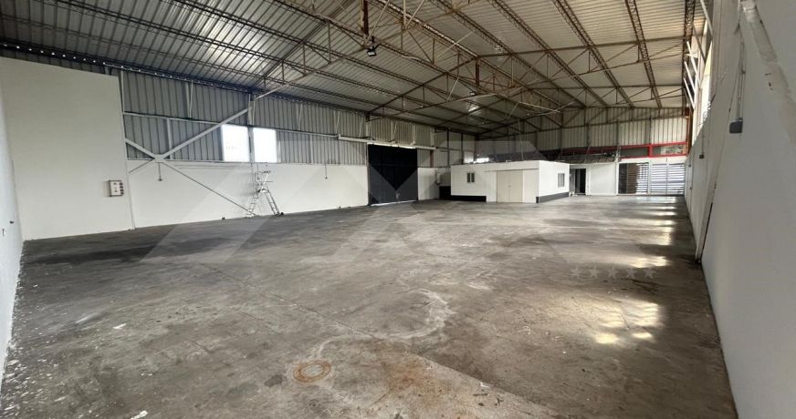 location Hangar Le Tampon