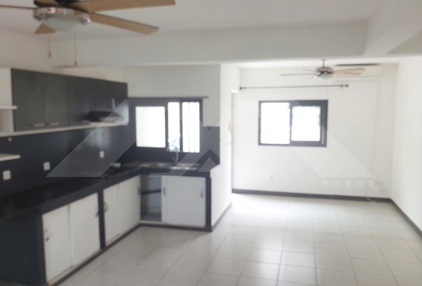 vente Immeuble Saint Joseph - Photo 3