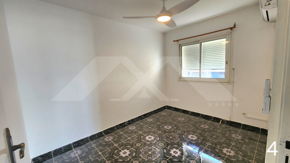 location Local commercial Saint Pierre - Photo 8