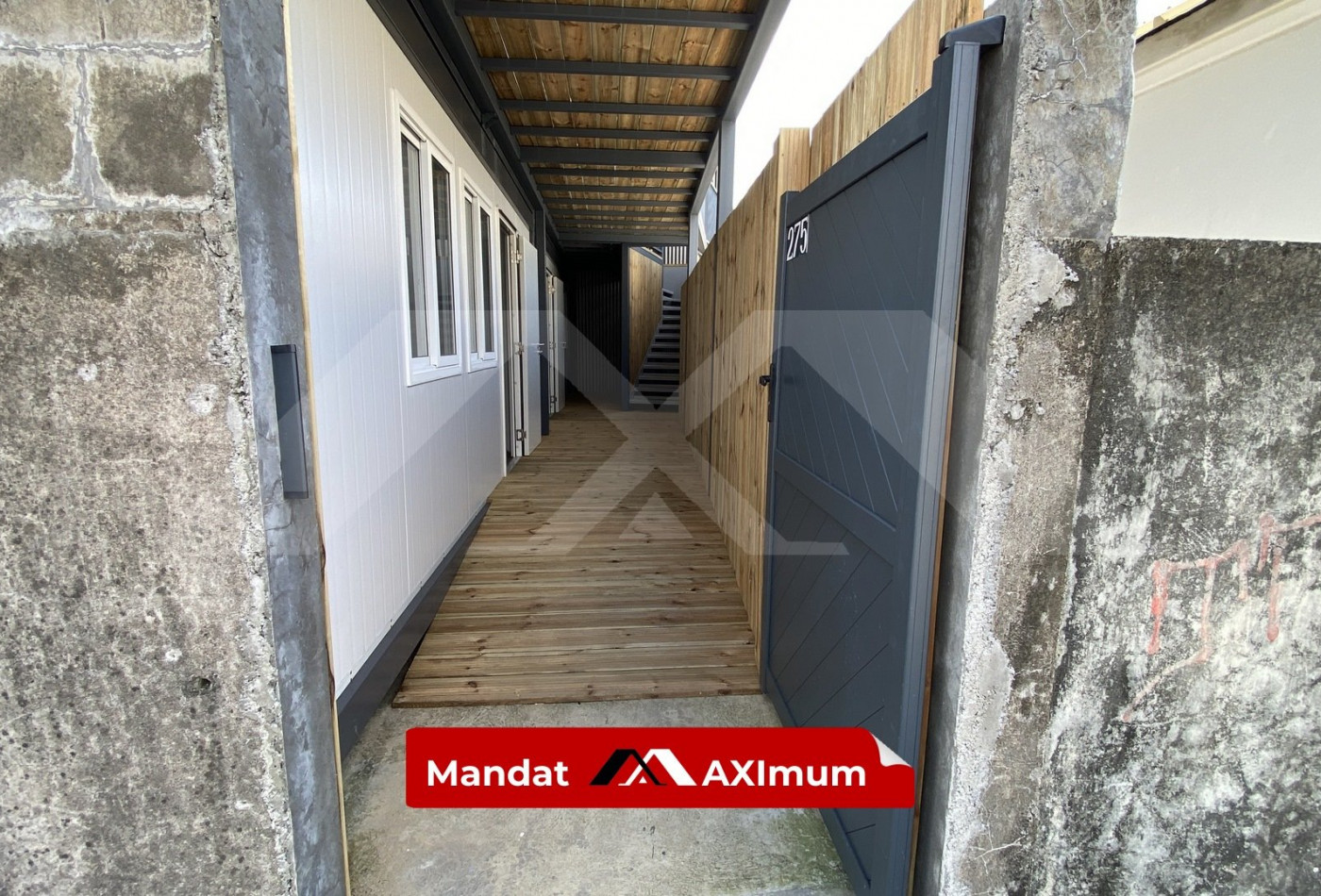 location Local commercial Saint Andre - Photo 1