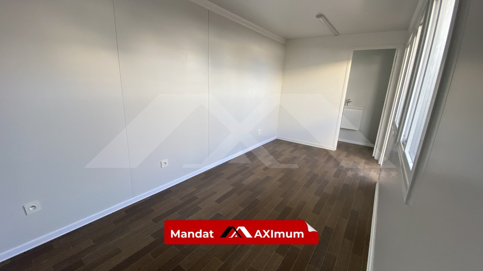 location Local commercial Saint Andre - Photo 10