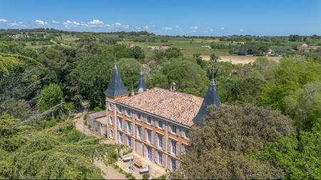 Châteaux dans l’hérault : un patrimoine d’exception: montpellier, pézenas, agde... Agence galerie casanova