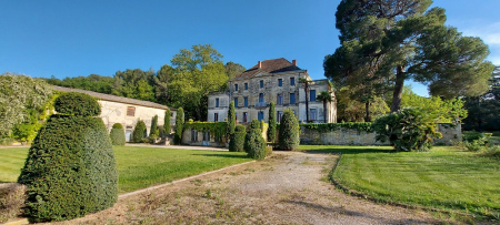 Châteaux dans l’hérault : un patrimoine d’exception: montpellier, pézenas, agde... Agence galerie casanova