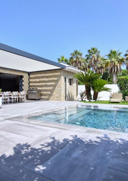 Immobilier de luxe à agde : prix et tendances du marché 2025 Agence galerie casanova